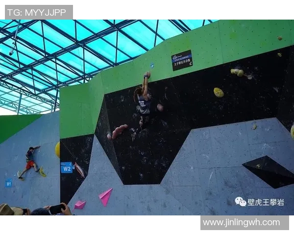 武汉极限运动队在世界攀岩锦标赛中以96分稳居积分榜首位